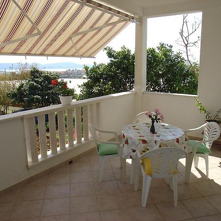 Apartment Tomy Trogir Exterior foto