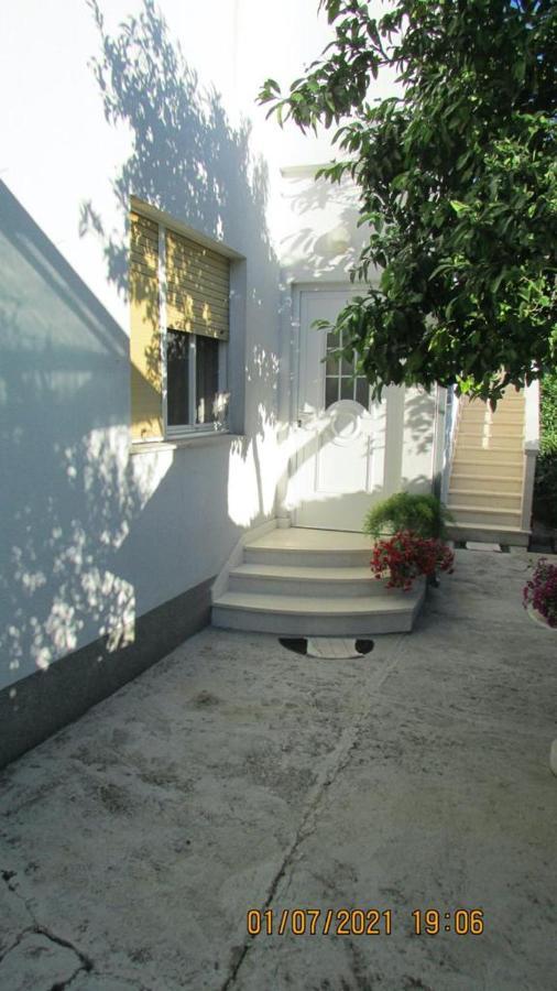 Apartment Tomy Trogir Exterior foto