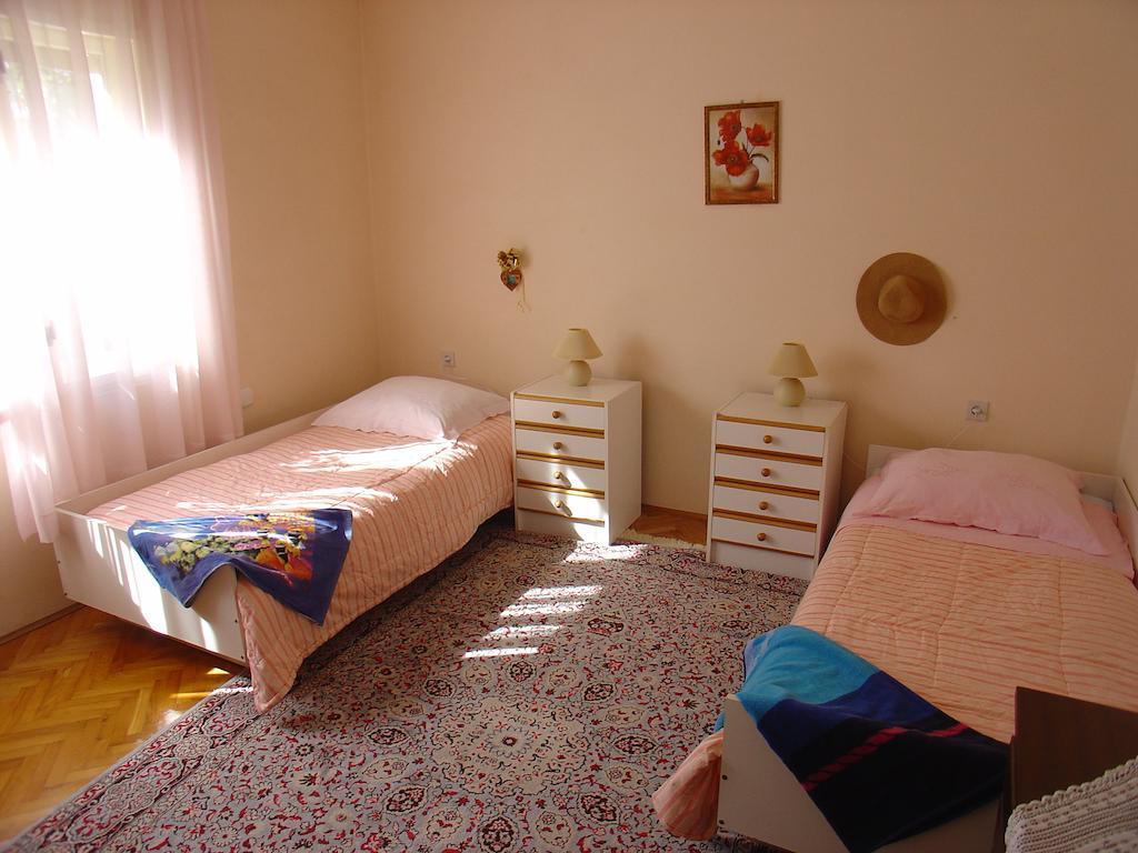 Apartment Tomy Trogir Exterior foto