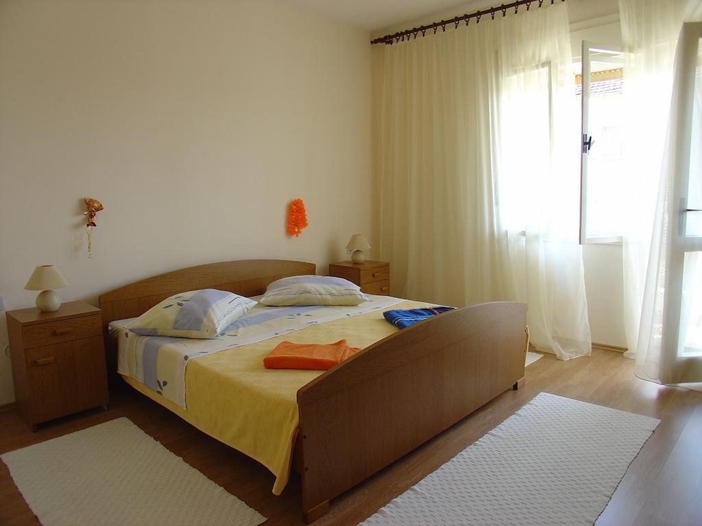 Apartment Tomy Trogir Zimmer foto