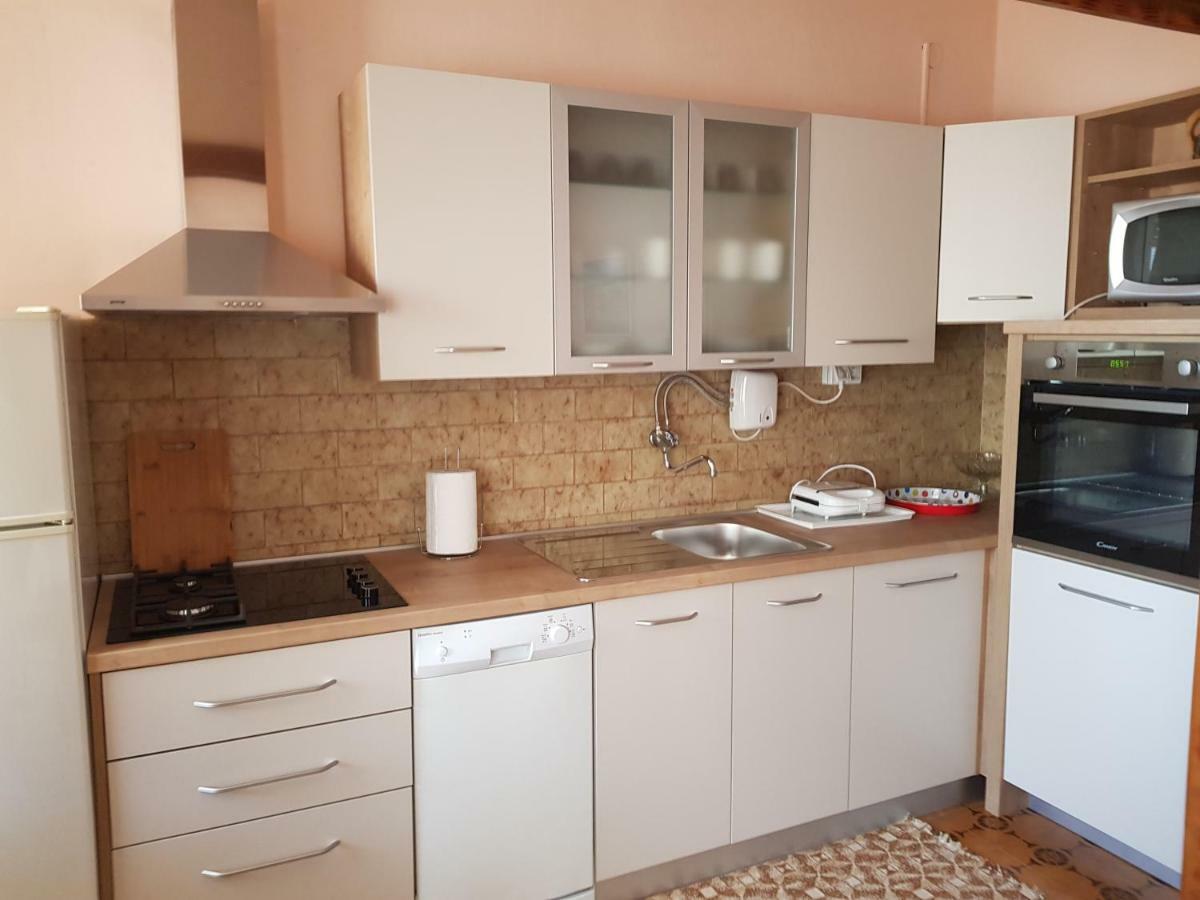 Apartment Tomy Trogir Exterior foto